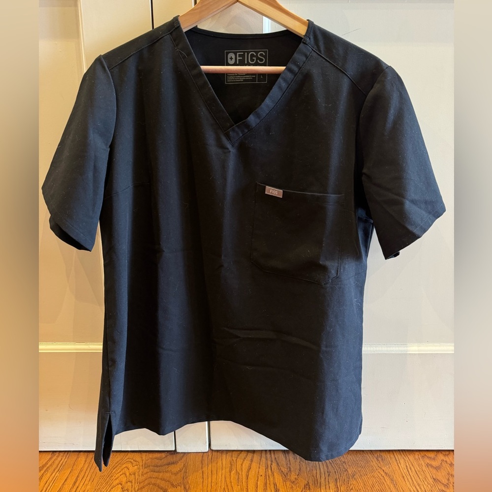Figs Catarina Black Scrub Top Large